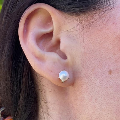 Mila Pearl and Diamond Earring